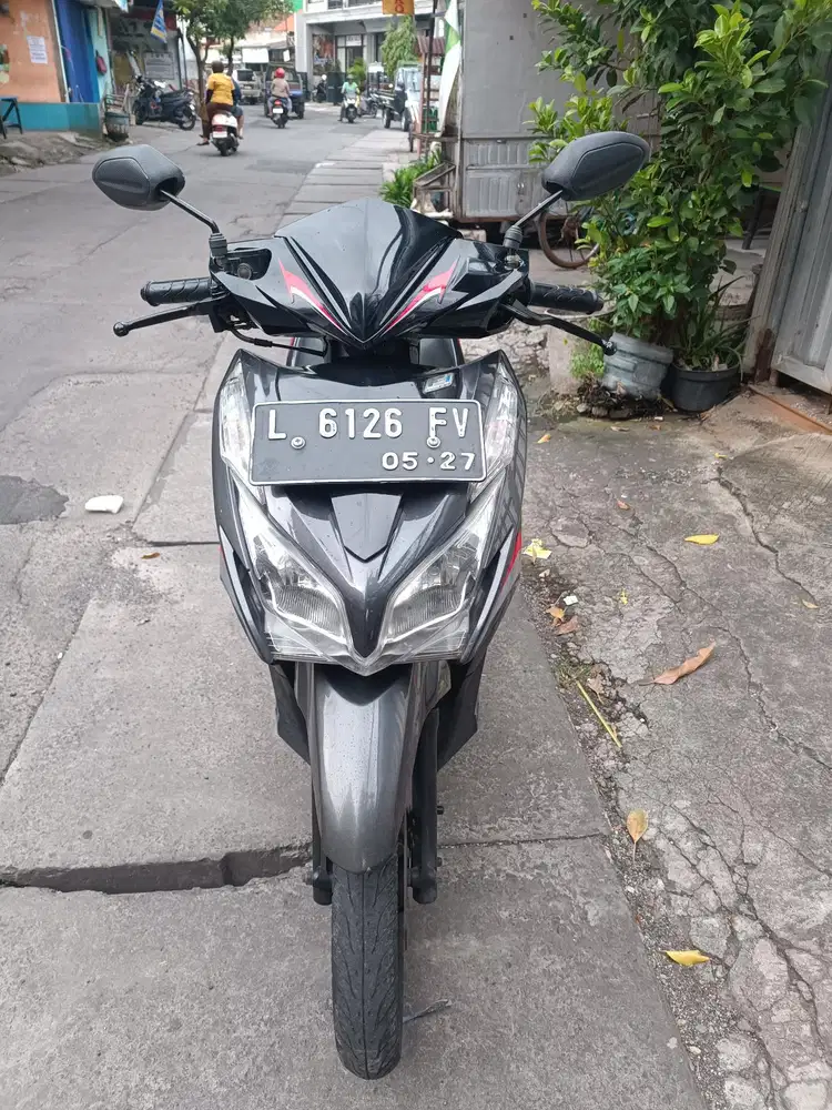 UD ENY MOTOR - Honda Vario 125 thn 2014