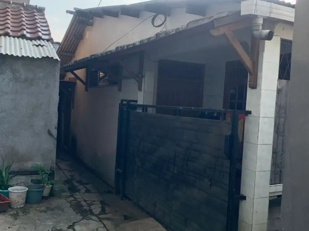 Di Jual Rumah Murah di Depok 2 Tengah