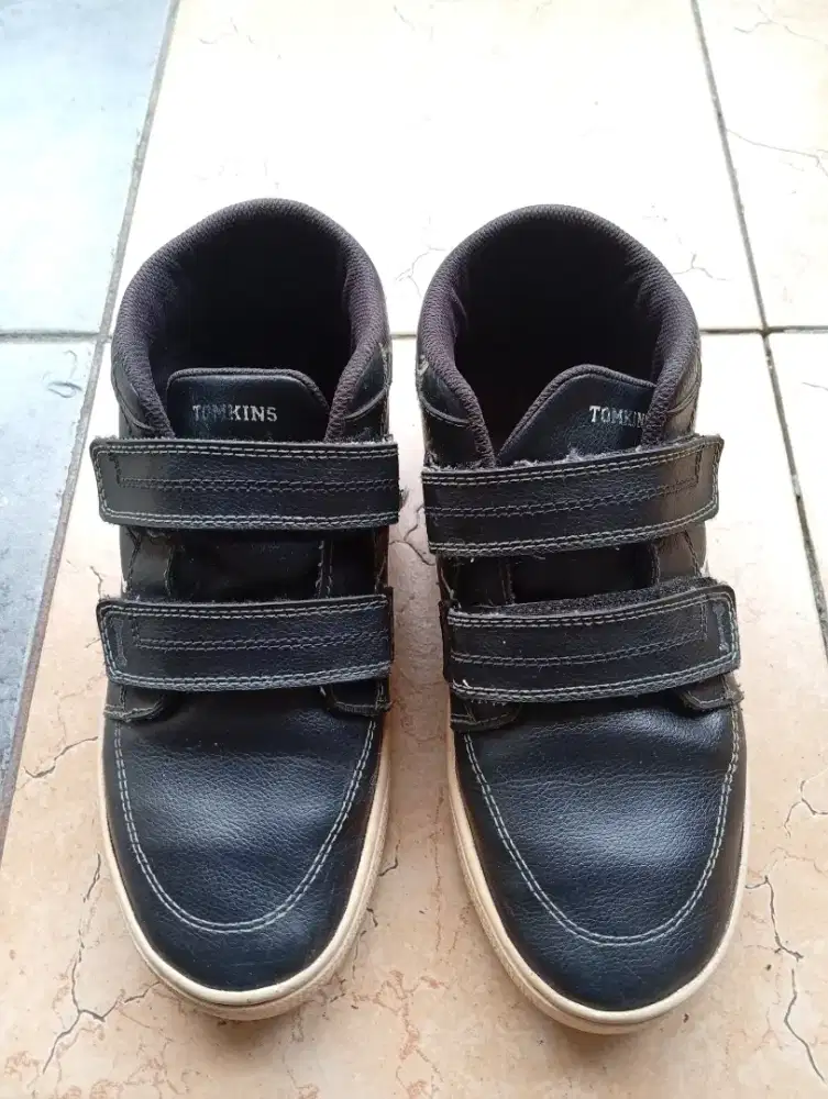 Sepatu kulit TOMKINS