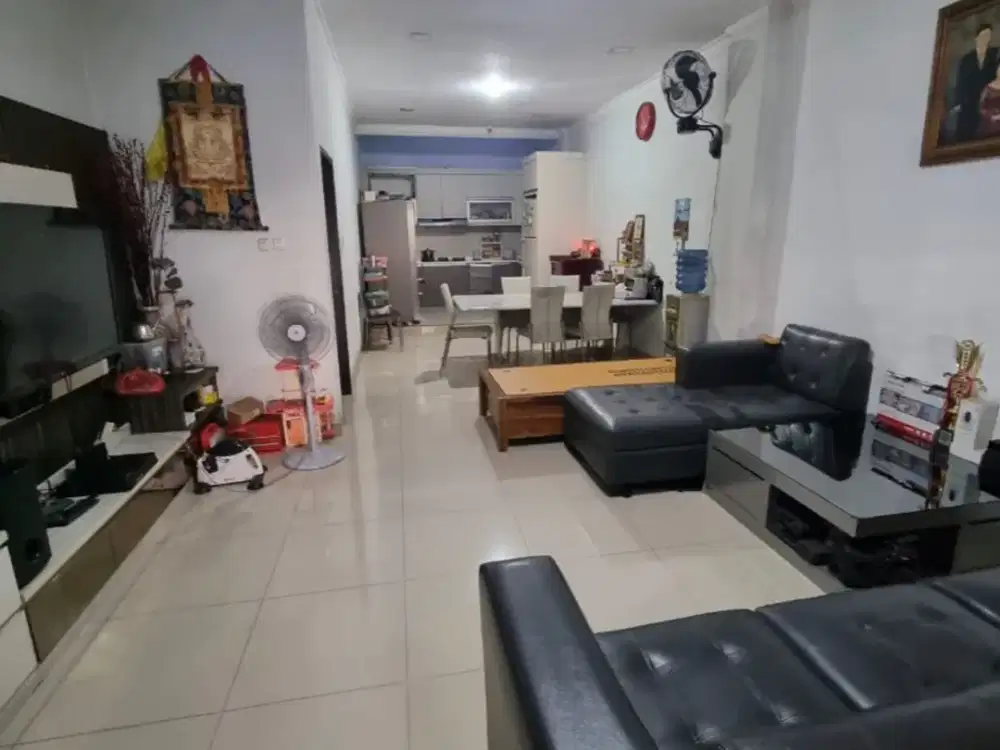 DIJUAL RUMAH MINIMALIS HADAP BARAT LAUT JALAN LEBAR JUAL HARGA TERMURAH DI TAMAN SURYA 3