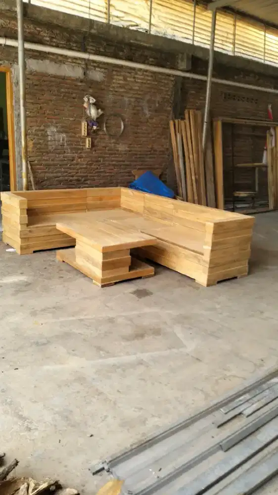 Kursi bok kayu akasia