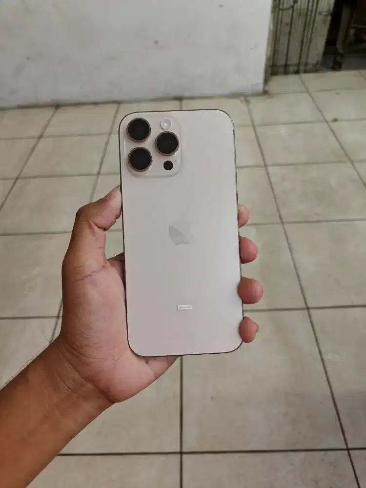 iPhone 16 Pro Max 1 TB Fullset Mulus Nominus Like New