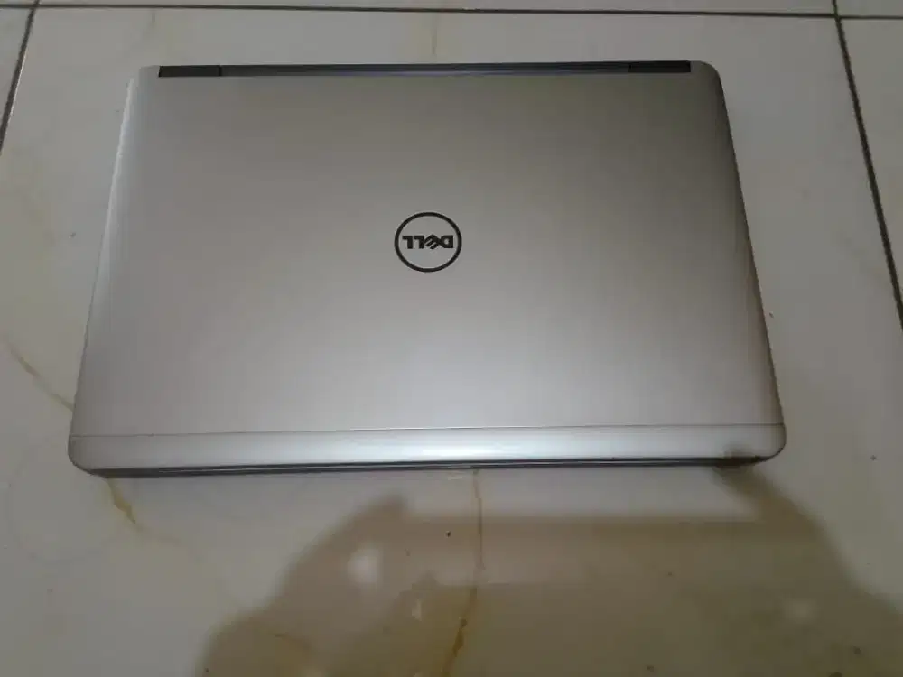 Laptop dell core i7 type e7440