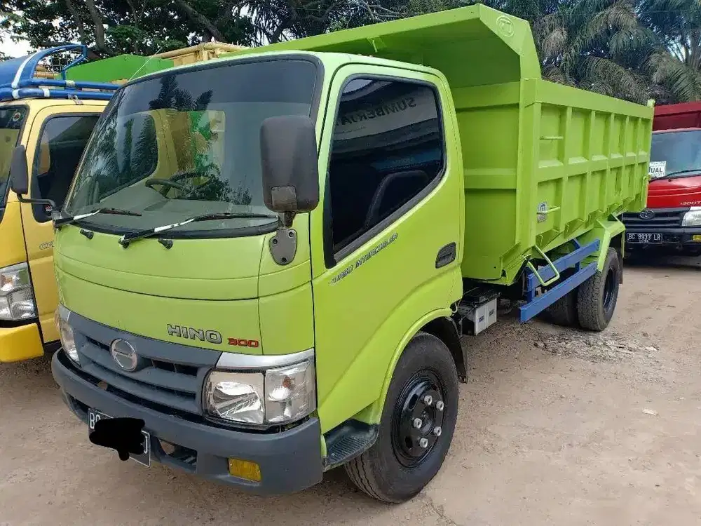 Hino dutro 130 Hd 2014 dump truck