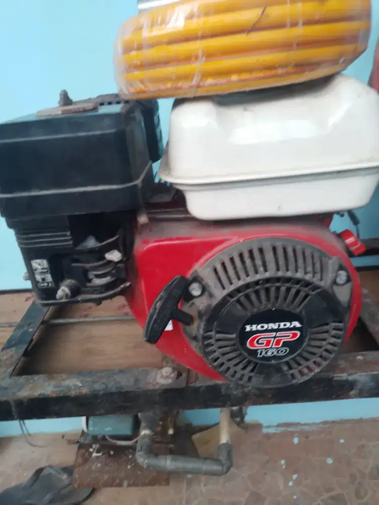 Alat cuci motor-mobil