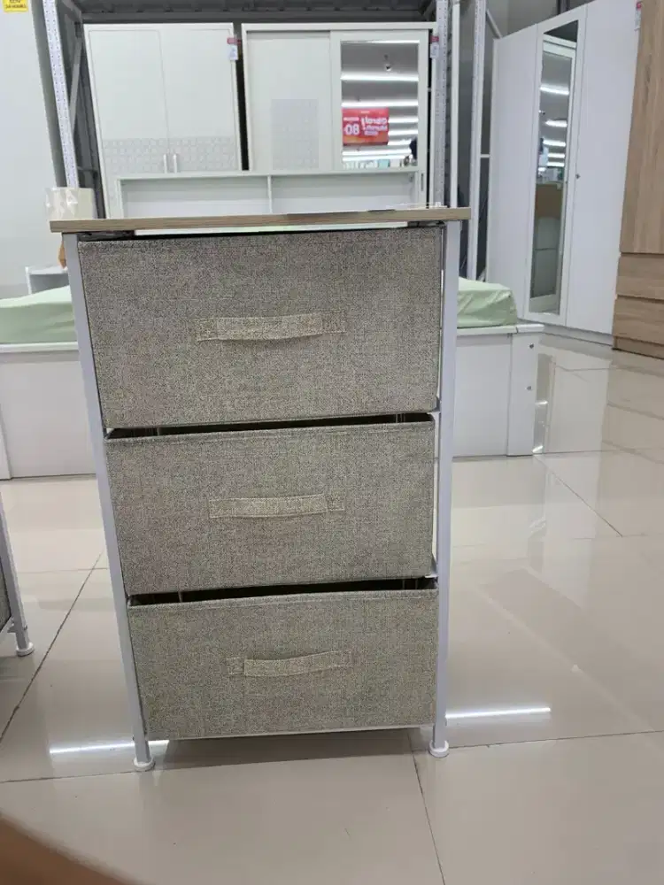 Rubina storage dreser with 3 drawer