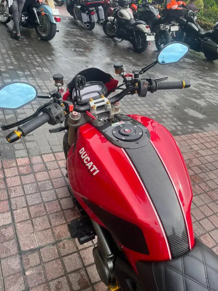 Ducati Monster 1100 Evo