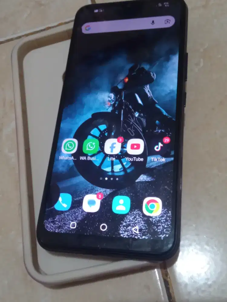 infinik HOT 8 ram 4/64 normal tinggal pake minesnya noda layar noda