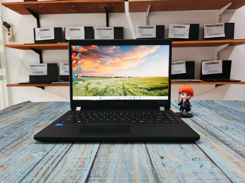 Dijual Cepat Laptop Second ACER TRAVELMATE P214/Core i5-1135G7/RAM 8GB