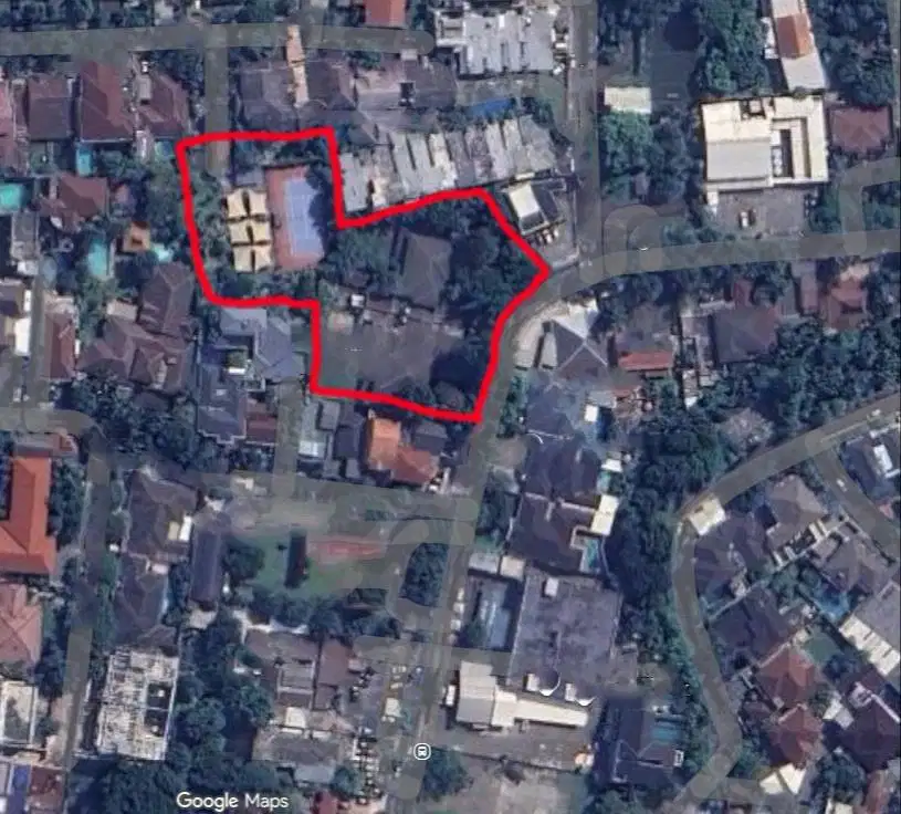 Dijual Hitung Tanah Rumah Bonus Fasilitas Lapangan Tenis Kemang Timur