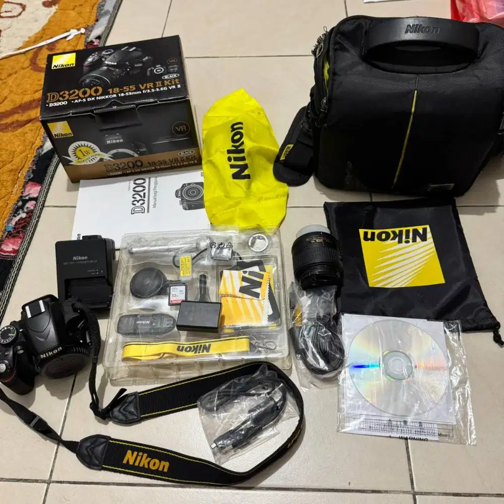 NIKON D3200 Kit 18-55 VR II + Tripod Somita ST-3520 | Fullset | Mulus