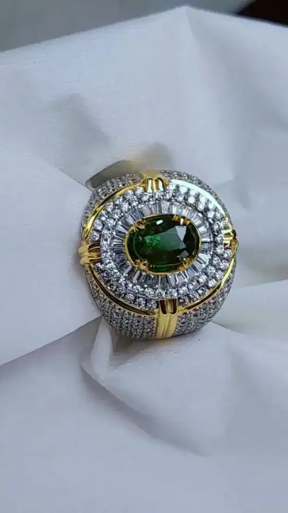 Tsavorite garnet