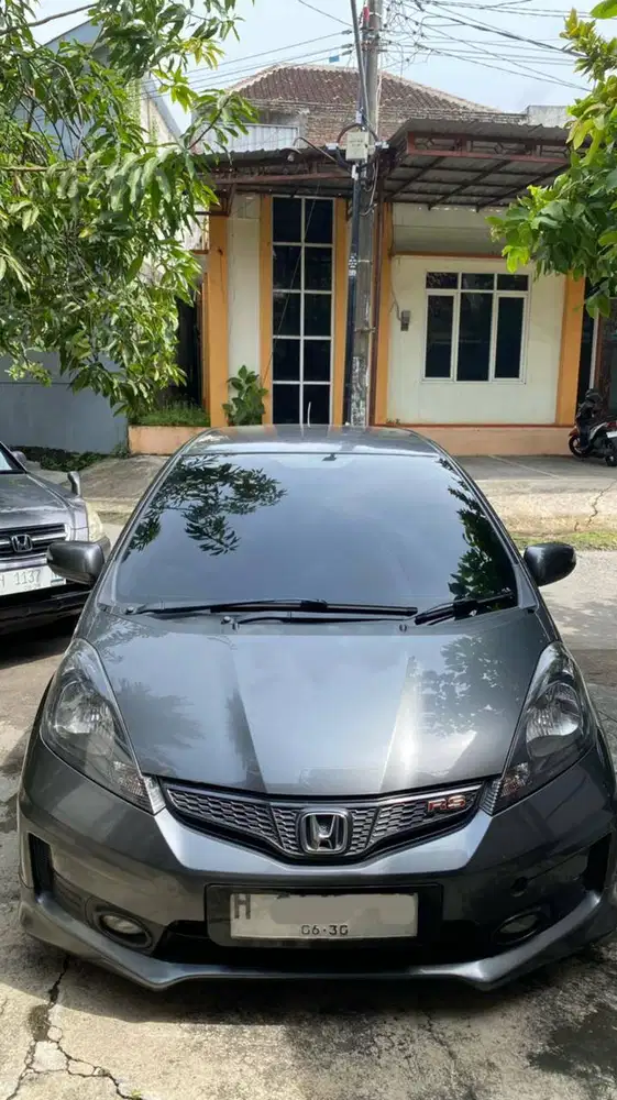 HONDA JAZZ RS (GE8) 1.5 AT 2014
