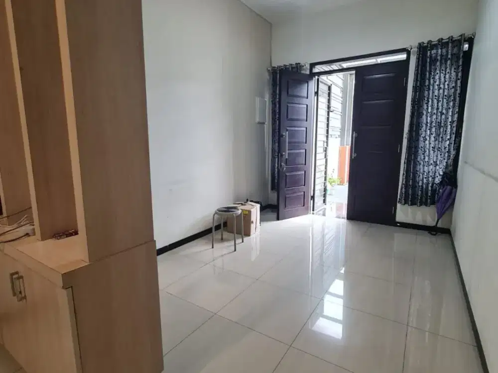 Disewakan Rumah Nyaman Siap Huni Minimalis Lokasi Strategis di Mekar Wangi Bandung