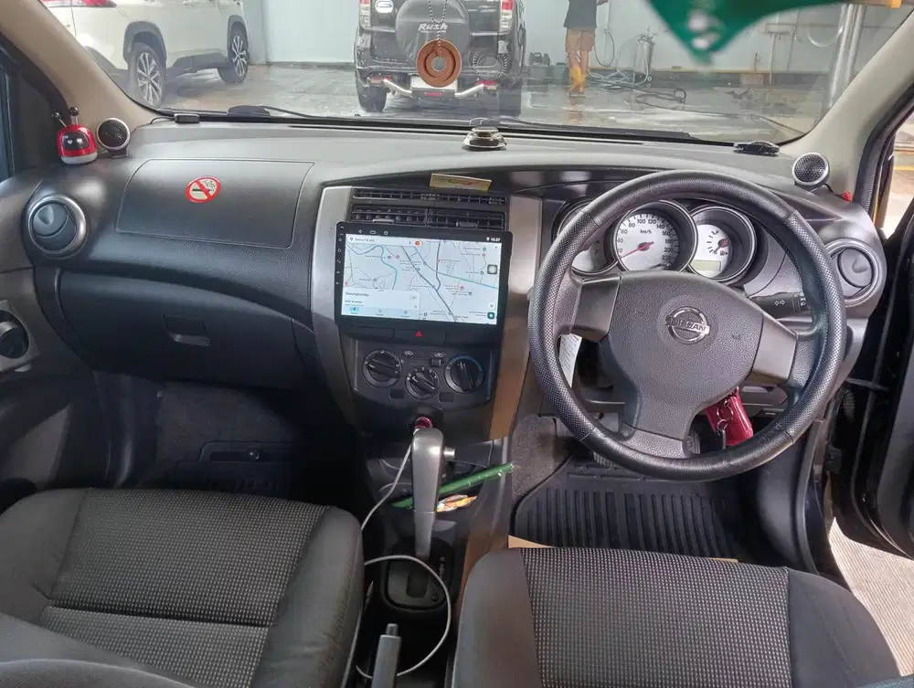 Nissan Grand livina 2012 Bensin