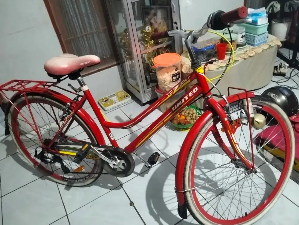 Jual sepeda bekas United UK 26 siap pakai Cijantung Jakarta Timur