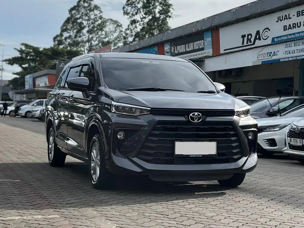 TOYOTA AVANZA 1.3 E AT 2025 ABU-ABU KM 29RB