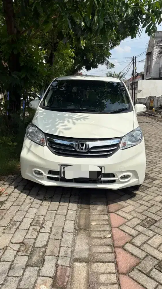 DP 10JT HONDA FREED 1,5 S MATIC PUTIH 2015 AC DOUBLE BLOWER