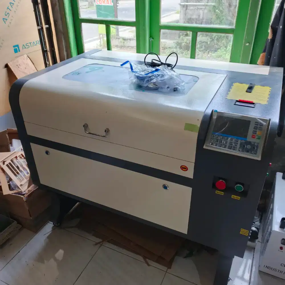 Mesin Laser cutting dan Grafir Co2 40x60 50 watt