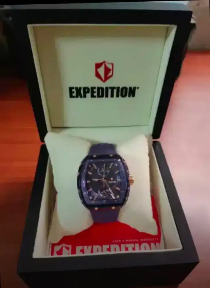 Jam Tangan Expedition