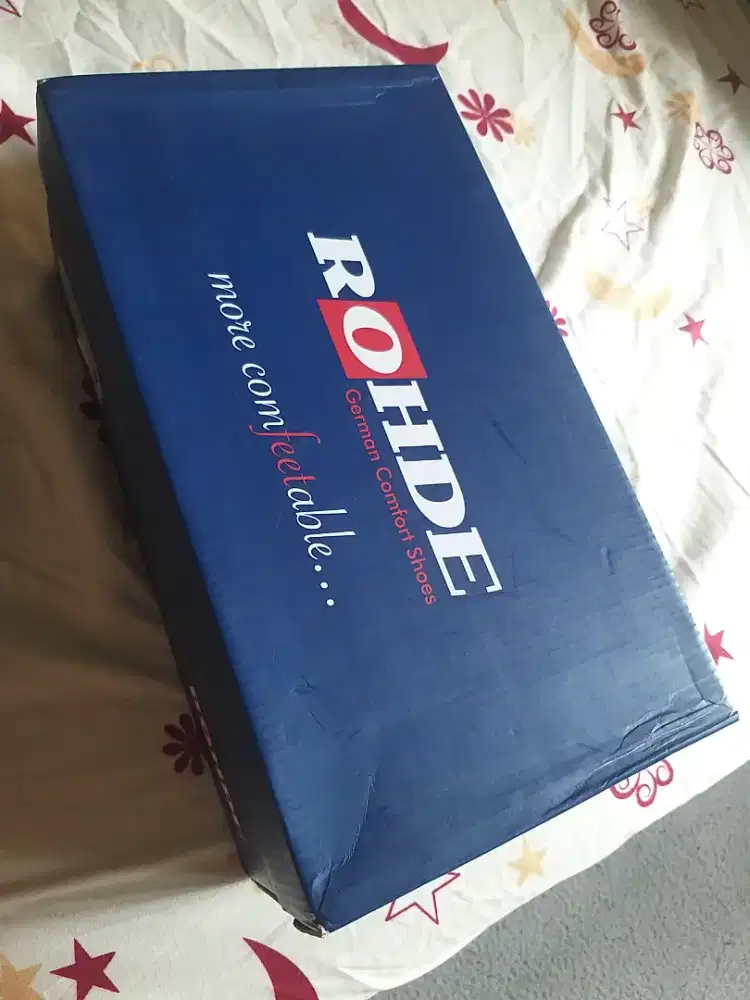 Sepatu merk Rohde 43