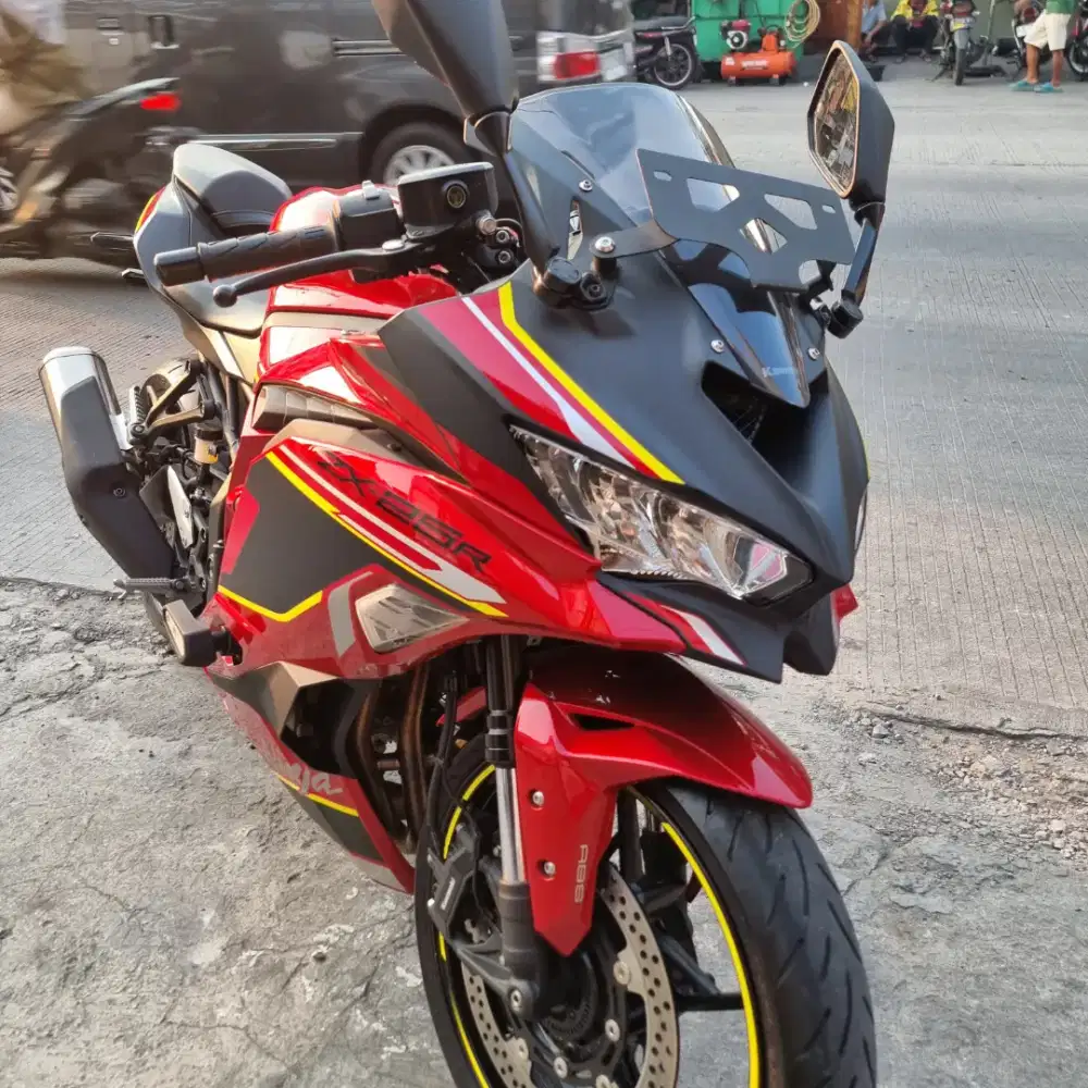 KM 400 PERAK Kawasaki ZX25R SE ABS QS TFT 2025 bln 2 Ninja 250