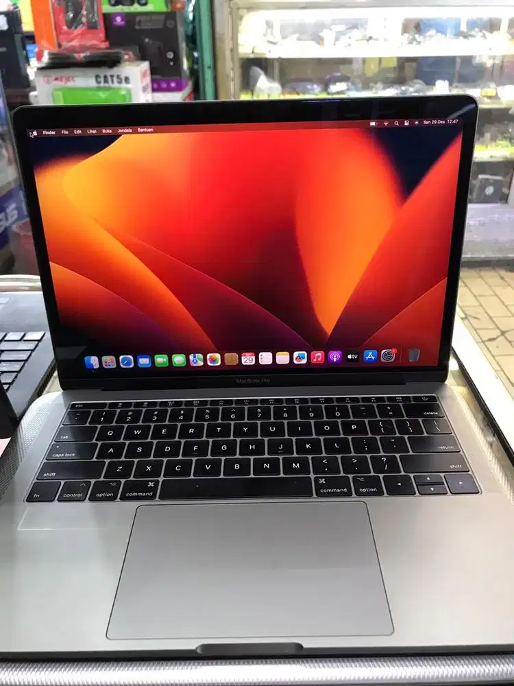 Macbook pro 2017 8/256