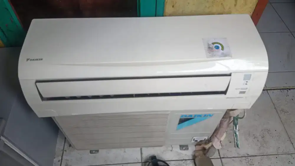 AC Daikin ½pk Thailand R32