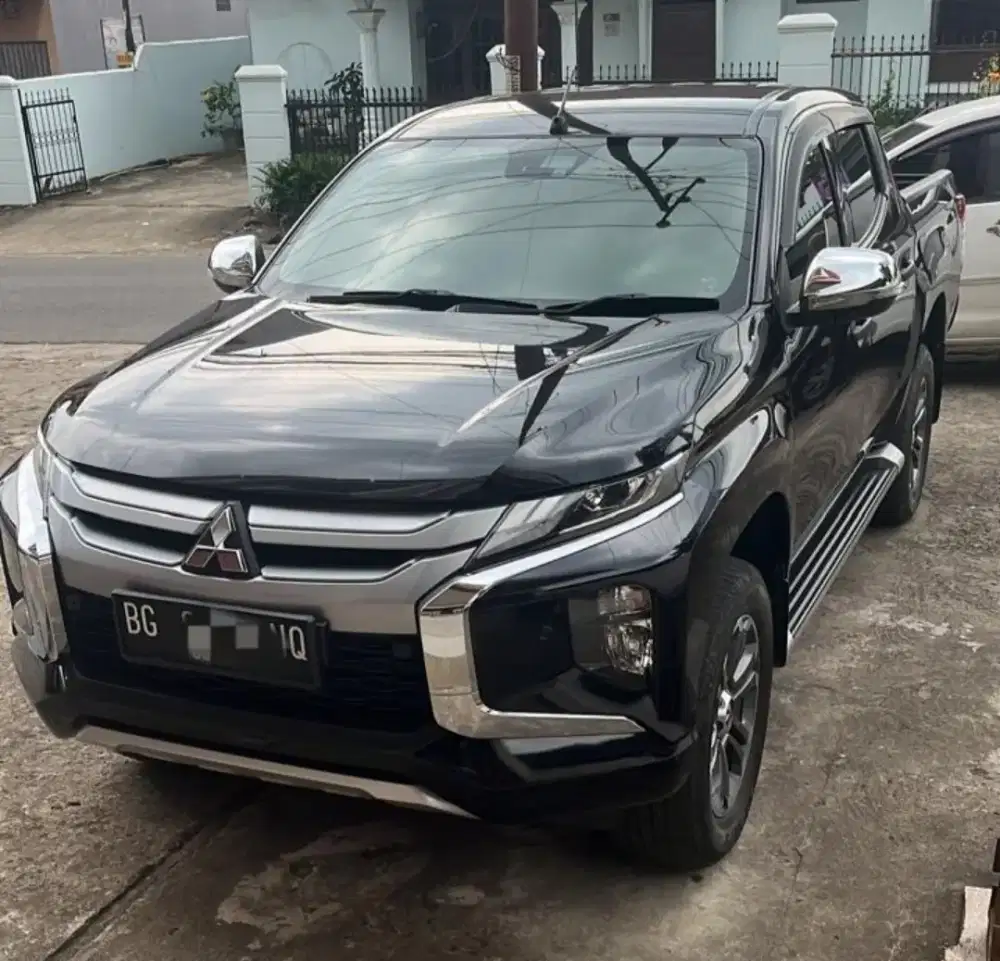 Triton Hilux DC ultimate metic 2022