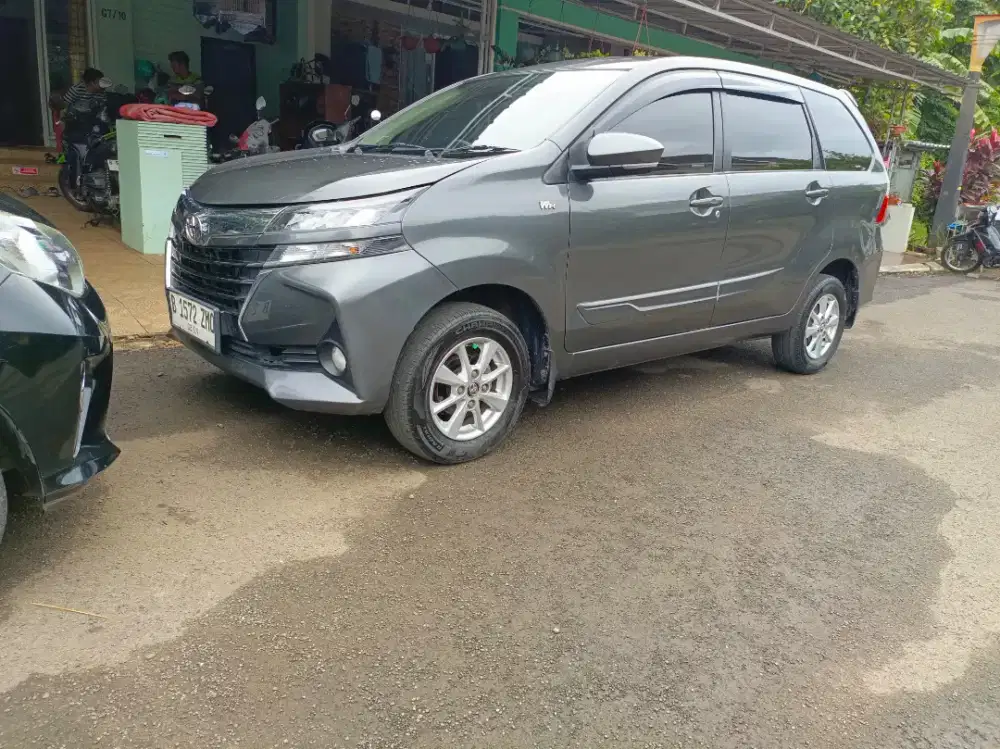 Rental mobil. Sewa mobil harian, mingguan & bulanan lepas kunci.