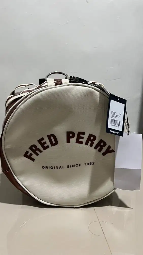 fred perry barrel bag classic