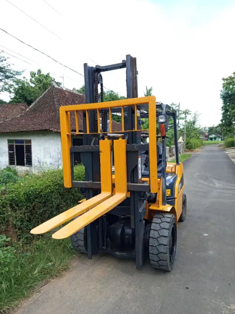 Forklift Caterpillar 3 Ton 2020