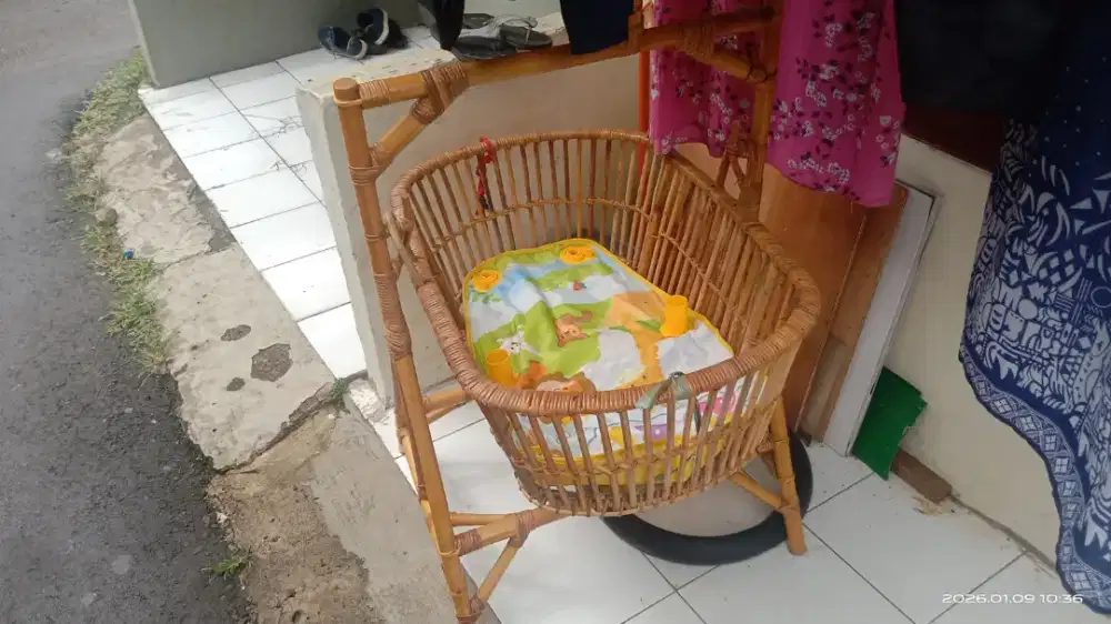 Jual BTH Jual Murh Ayunan Bayi Kndisi 100% Msh Bgs Gak Rsk Msh Lyk Pke