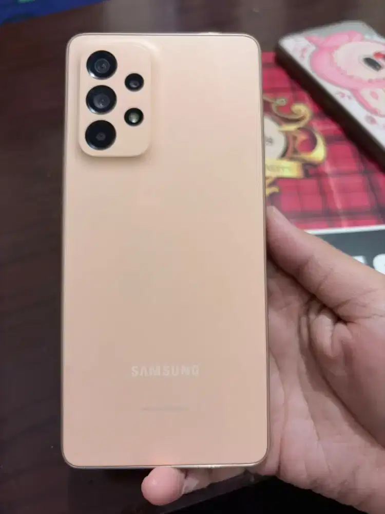 Samsung A53, bekas tapi bagus terawat.
