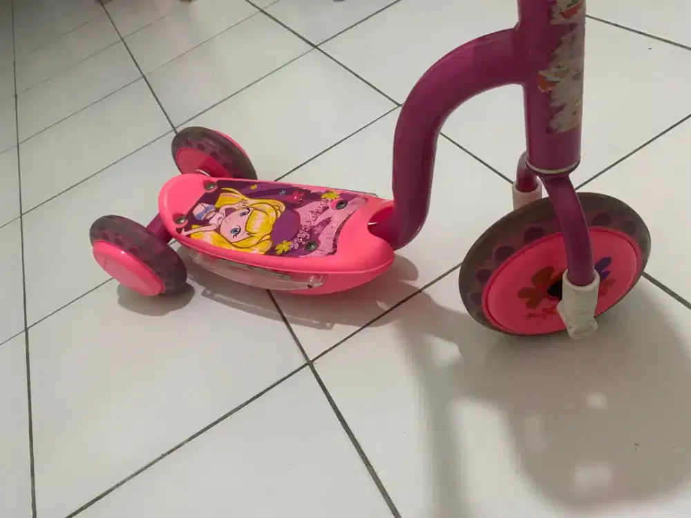 Scooter dan Sepatu Roda Good Condition