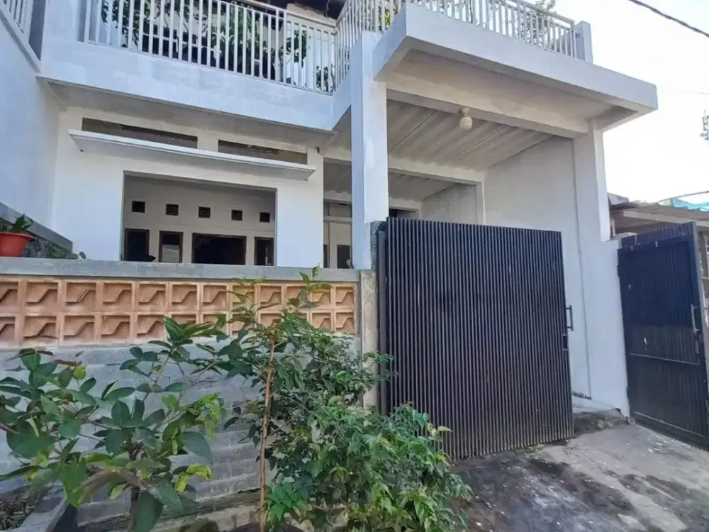 Dijual Rumah Minimalis 2 Lantai Nyaman Siap Huni Asri Lokasi di Permata Cimahi Bandung