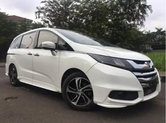 Honda Odyssey 2.4 E 2016