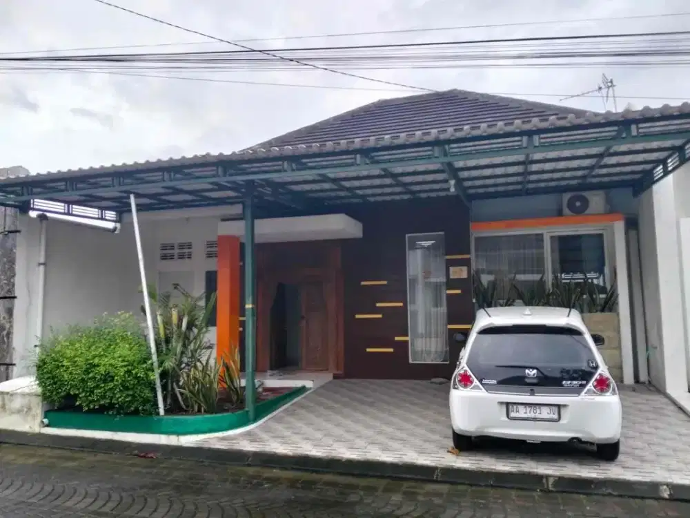 Dijual Rumah Cantik Dalam Perumahan Elite