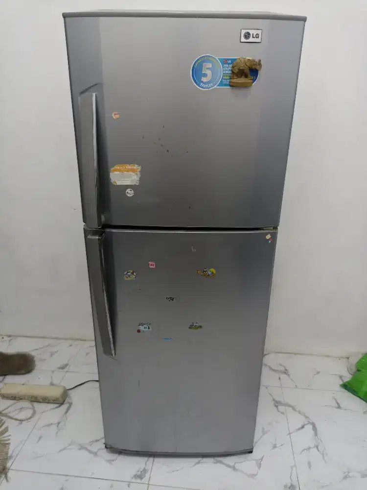 Kulkas LG 2 pintu