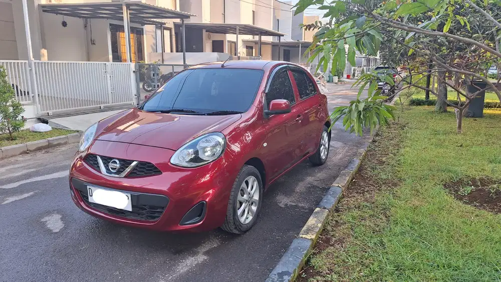 Nissan March 2015 Bensin