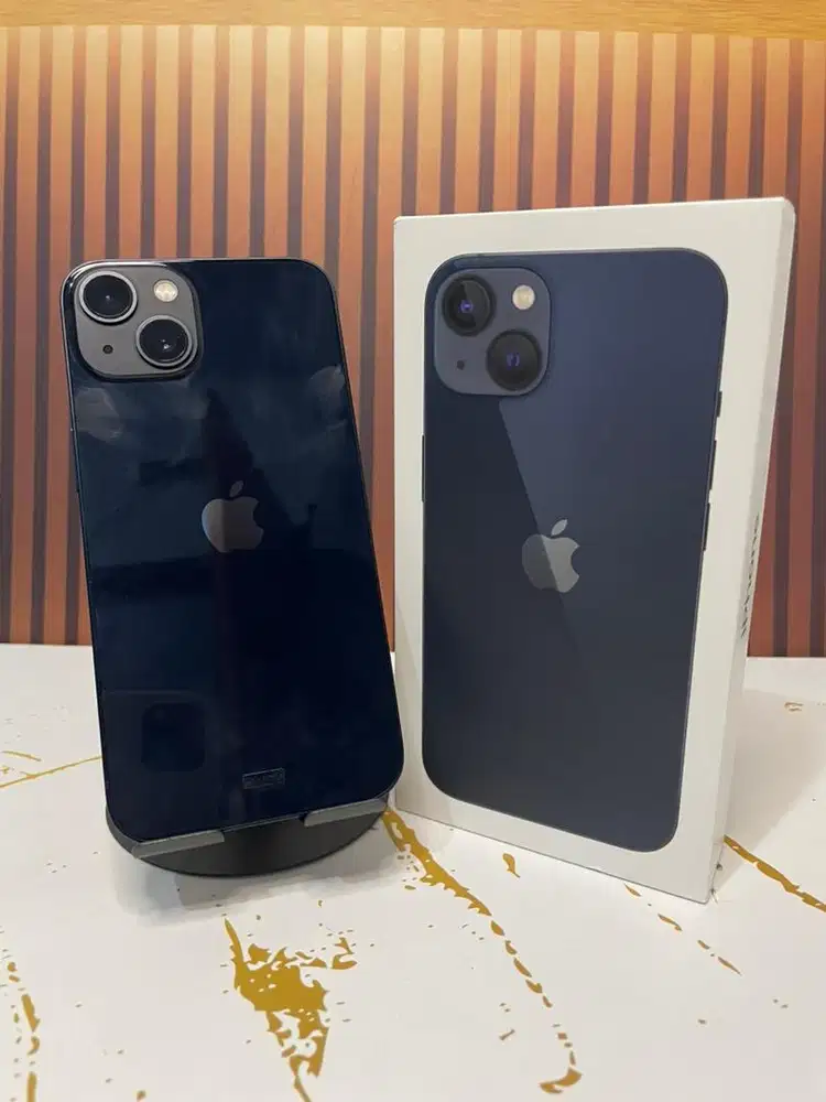 iPhone 13 Midnight 128 GB iBox