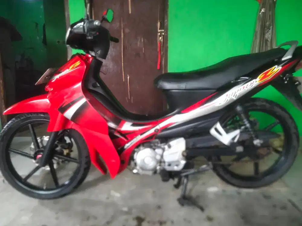 Jupiter z 2004 siap pakai