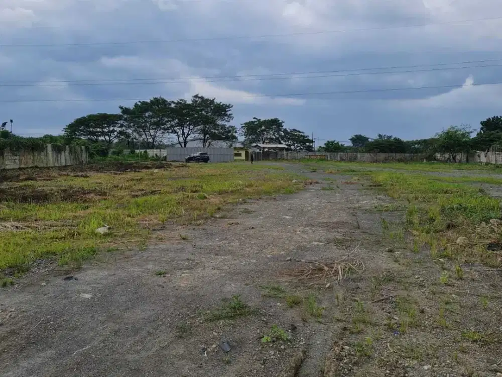 Tanah di Kosambi Raya Karawang Luas 4 Hektar Rp 56 M SHM