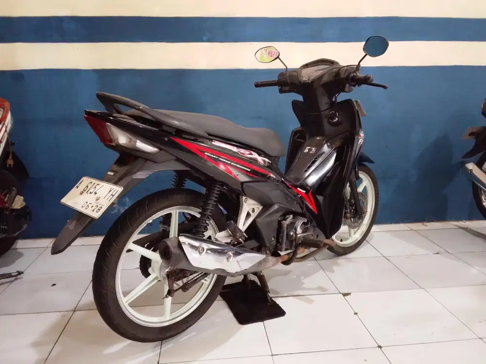 Honda revo fi absoult injeksi 2018 siap pakai