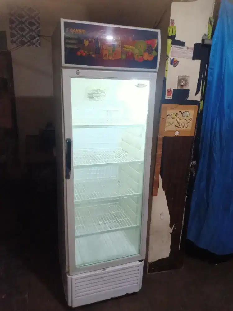 Jual showcase merk sansio 4 tahap dingin ful rata bisa di antar