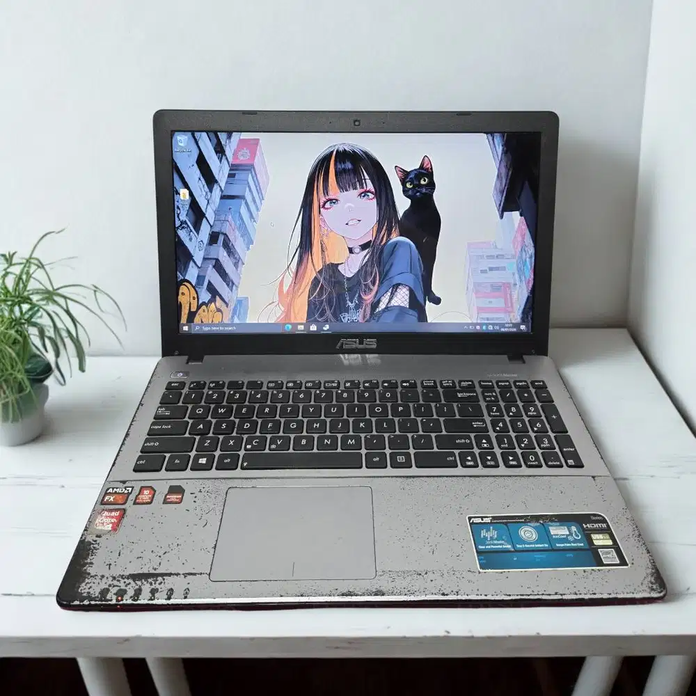 Laptop Asus X550Z siap pakai windows 10 pro original license