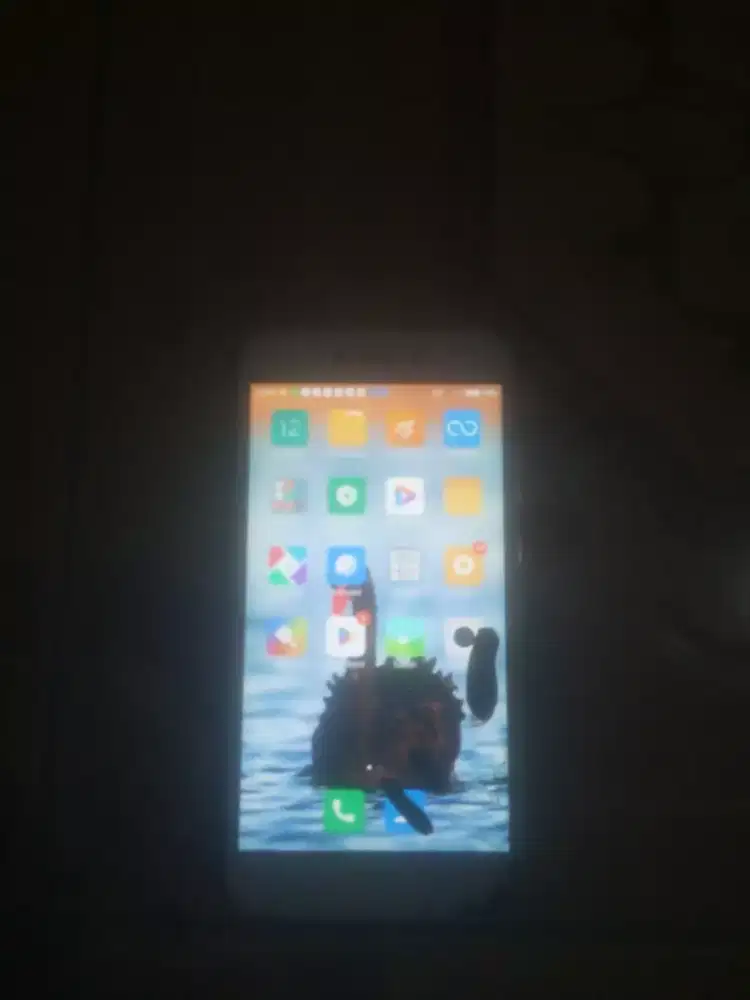 Jual aja hp xiaomi rdmi 5a ram 2/16,minus sesuai foto dan sim gk kbaca