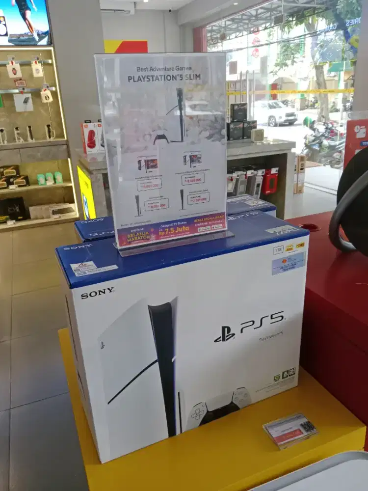 CASH KREDIT PS 5 825/1TB