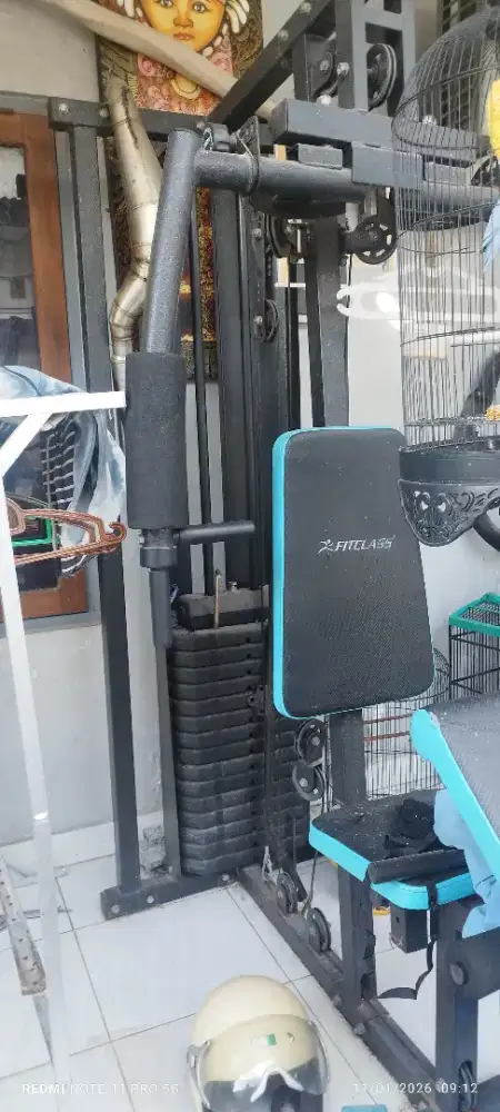 Alat fitnes lengkap