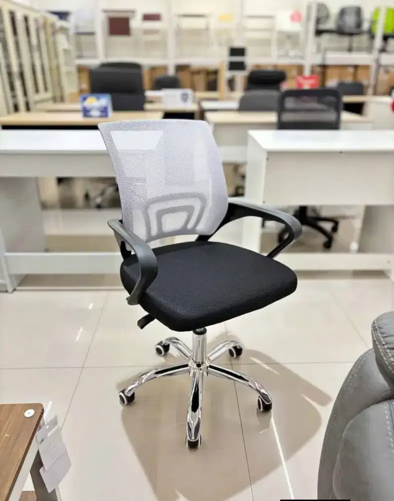 TERLARIS KURSI KANTOR MURAH MINIMALIS